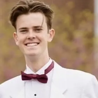 Myles  Kirby